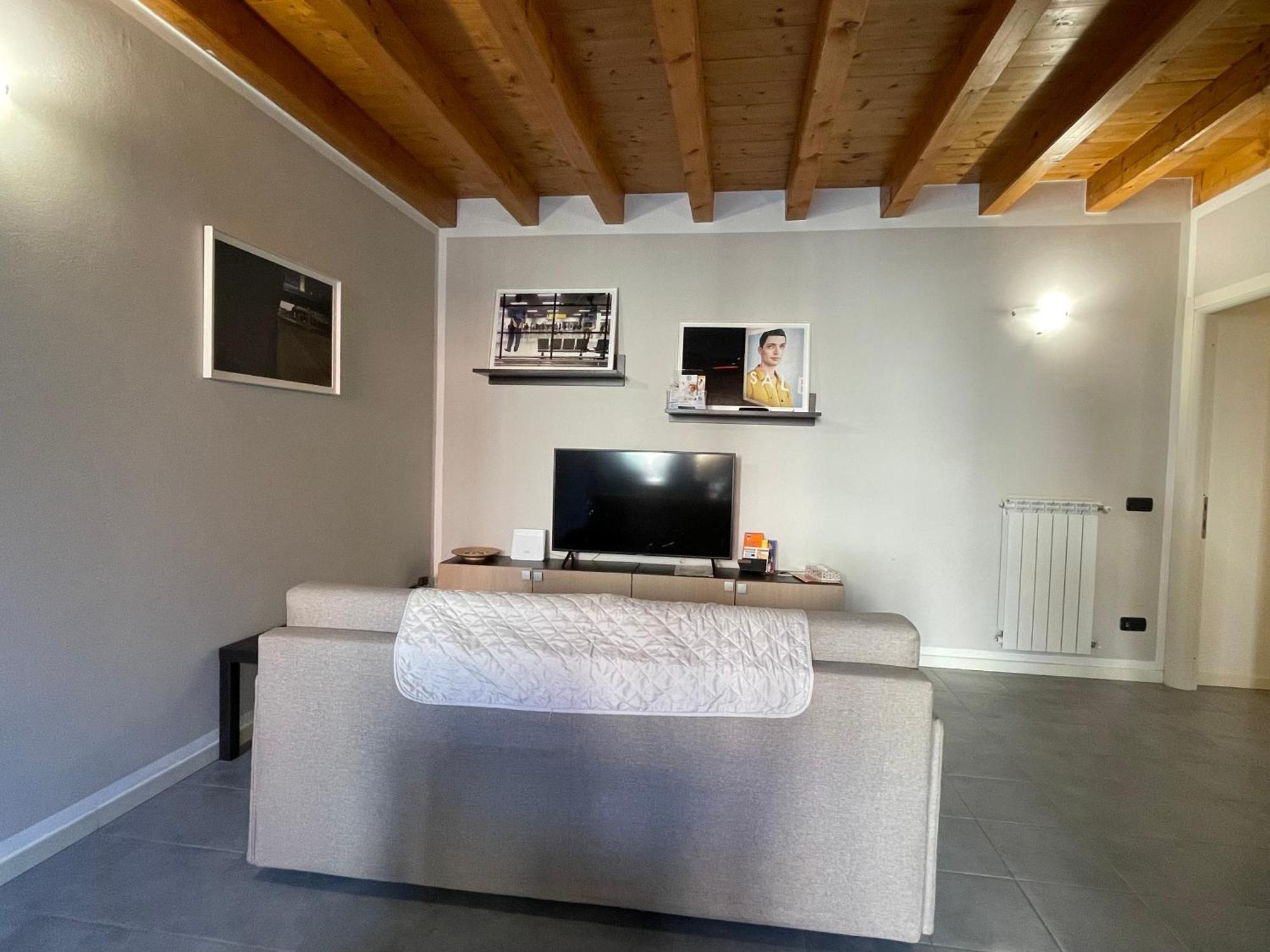 Dimora San Giorgio - Vicino Leolandia E Bergamo Apartment Bonate Sotto Luaran gambar